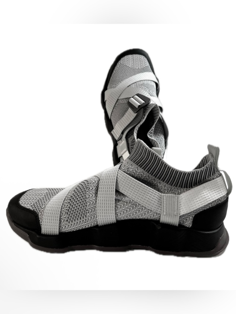 Chaco Z/Ronin Knit shoes in Black & Grey Size 13, Price $75